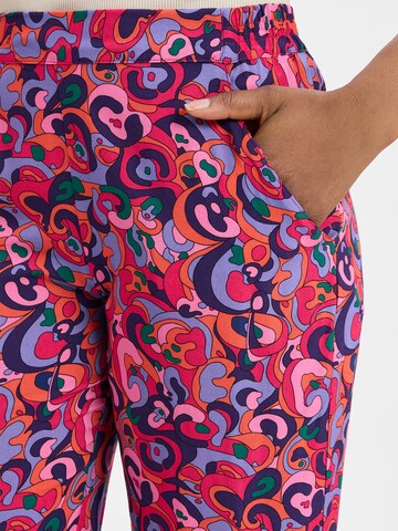 Marie Lund Flared Stoffhose in Lila