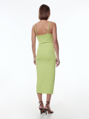 EDITED Dress 'Glenn' in Green