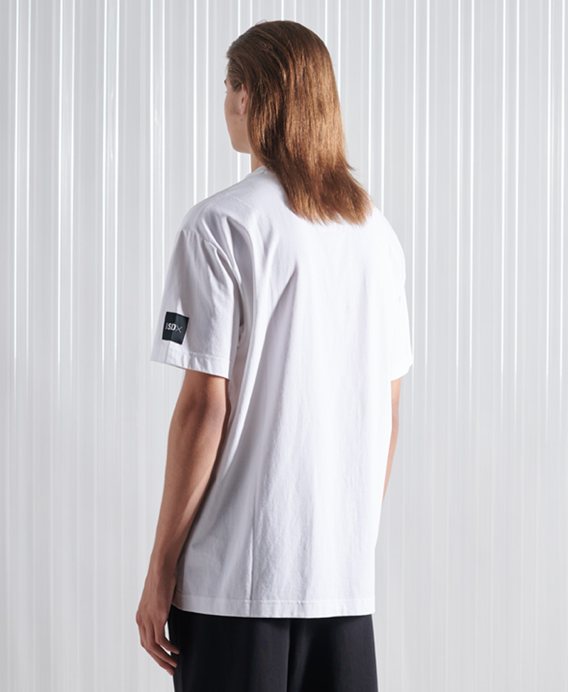 Superdry SDX Limited Edition SDX Unisex Sex T-Shirt in Weiß 