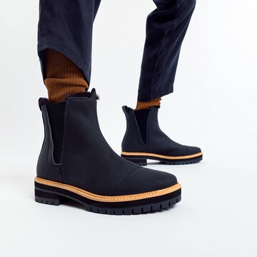 TOMS Chelsea Boots 'Dakota' in Black