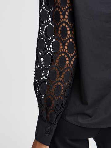 b.young - Blusa 'Icottin' en negro
