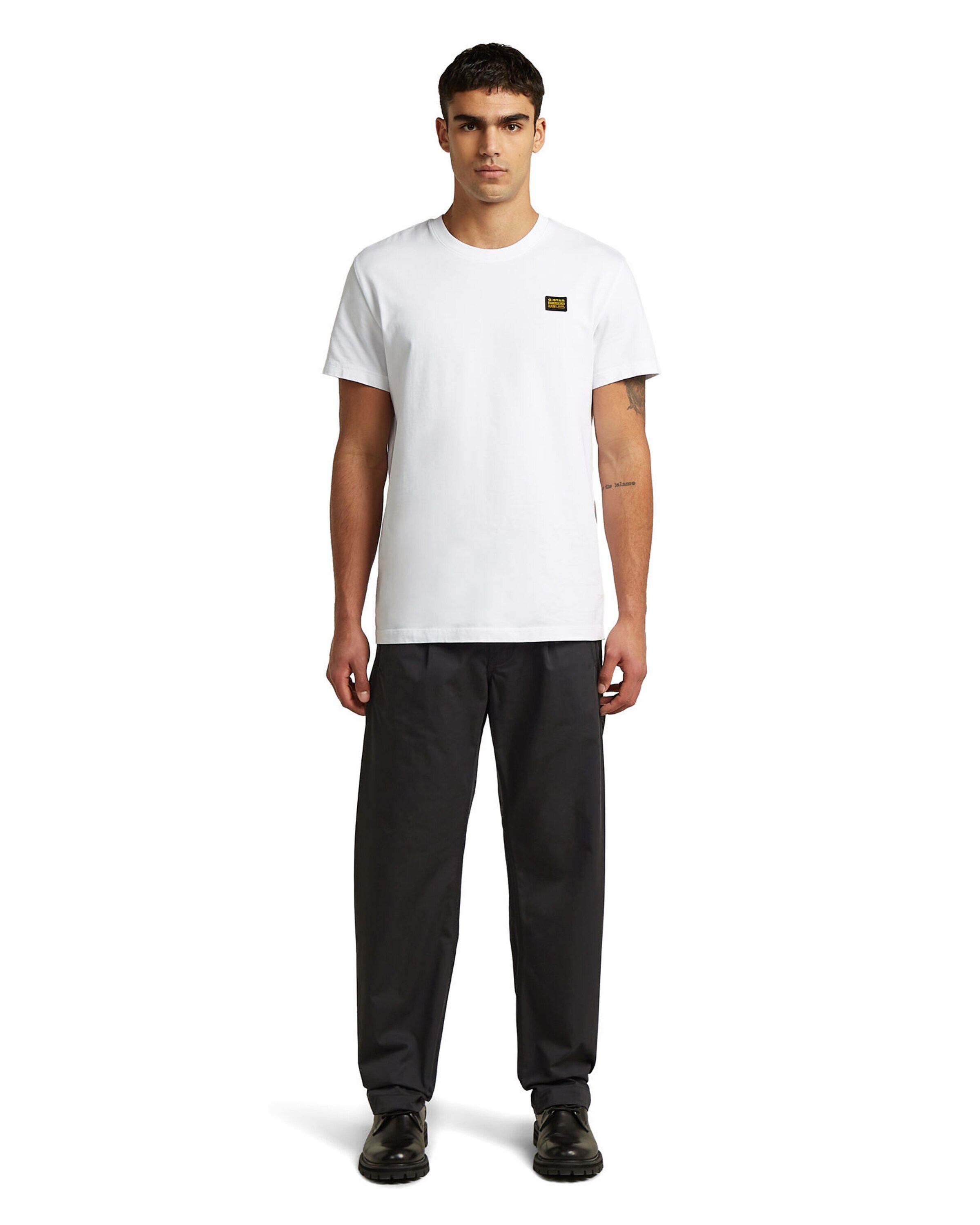 G-STAR Tapered Chino 'Pleated Loose Tapered Chino' in Zwart