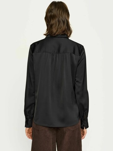 Soft Rebels Halenka – černá