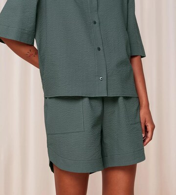 TRIUMPH Pyjamasbyxa i grön: framsida
