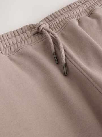Next Tapered Hose in Grau