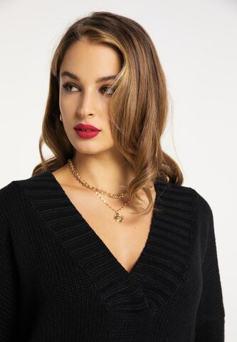 faina Sweater in Black