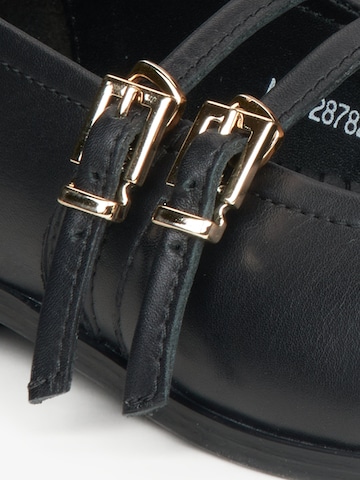 Estro Riemchenballerina '09-28781'‌‌‌‌ in Schwarz