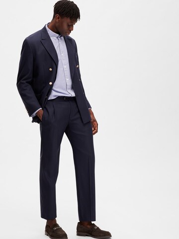 Regular Pantalon à plis SELECTED en bleu