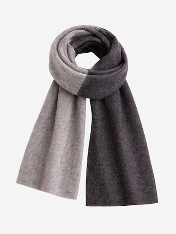Il Lanificio Scarf in Grey: front