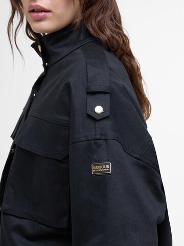 Barbour International Φθινοπωρινό και ανοιξιάτικο μπουφάν 'Electra Utility' σε μαύρο