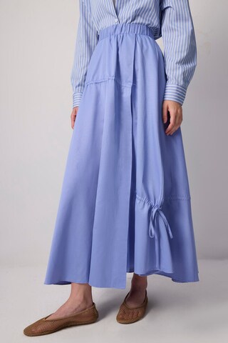 Touche Prive Rok in Blauw: voorkant