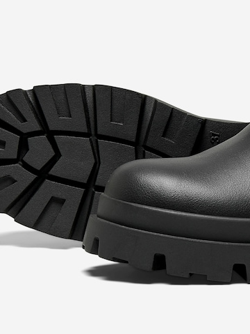 Chelsea Boots 'ONLDOJA-5' ONLY en noir