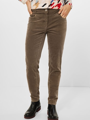 CECIL Trousers in Brown: front