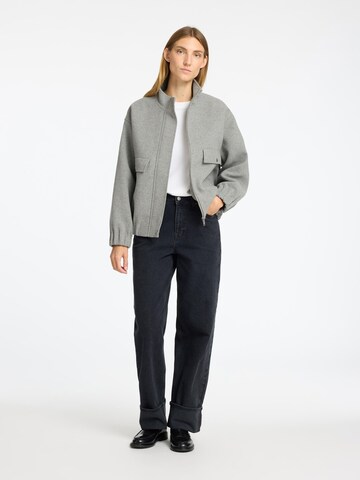SELECTED FEMME Overgangsjakke i grå