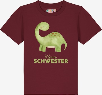 T-Shirt 'Dinosaurier 04 Kleine Schwester' watabout.kids en rouge : devant