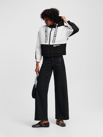 KARL LAGERFELD JEANS Prehodna jakna | črna barva
