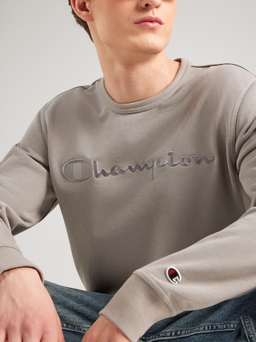 Champion Authentic Athletic Apparel Sweatshirt i grå