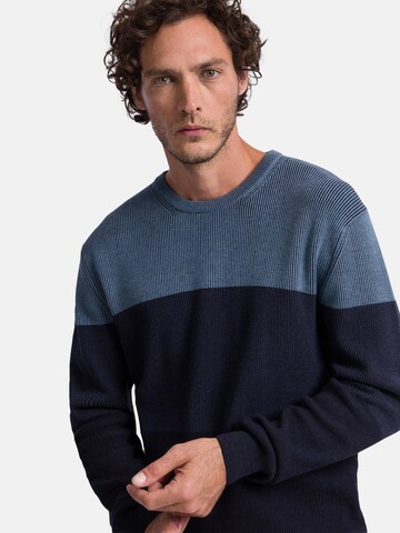 PIERRE CARDIN Sweater in Blue