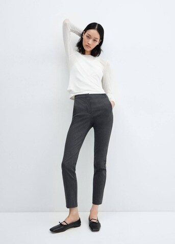 Coupe slim Pantalon 'Cola' MANGO en gris