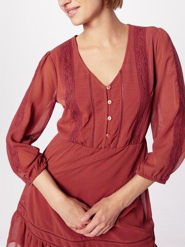 Robe 'Sophia' ABOUT YOU en marron