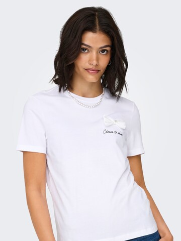 Tricou 'ONLOLIVIA' de la ONLY pe alb