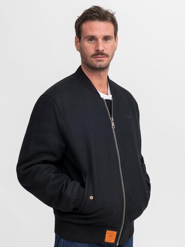Bombers Winterjas 'TRACK MEN' in Zwart