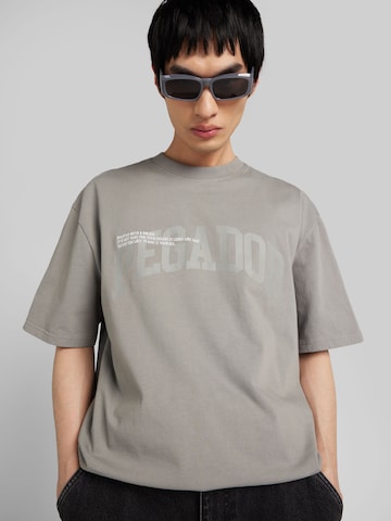 T-Shirt 'GILFORD' Pegador en gris
