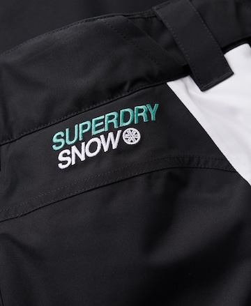 Superdry Regular Sporthose in Schwarz