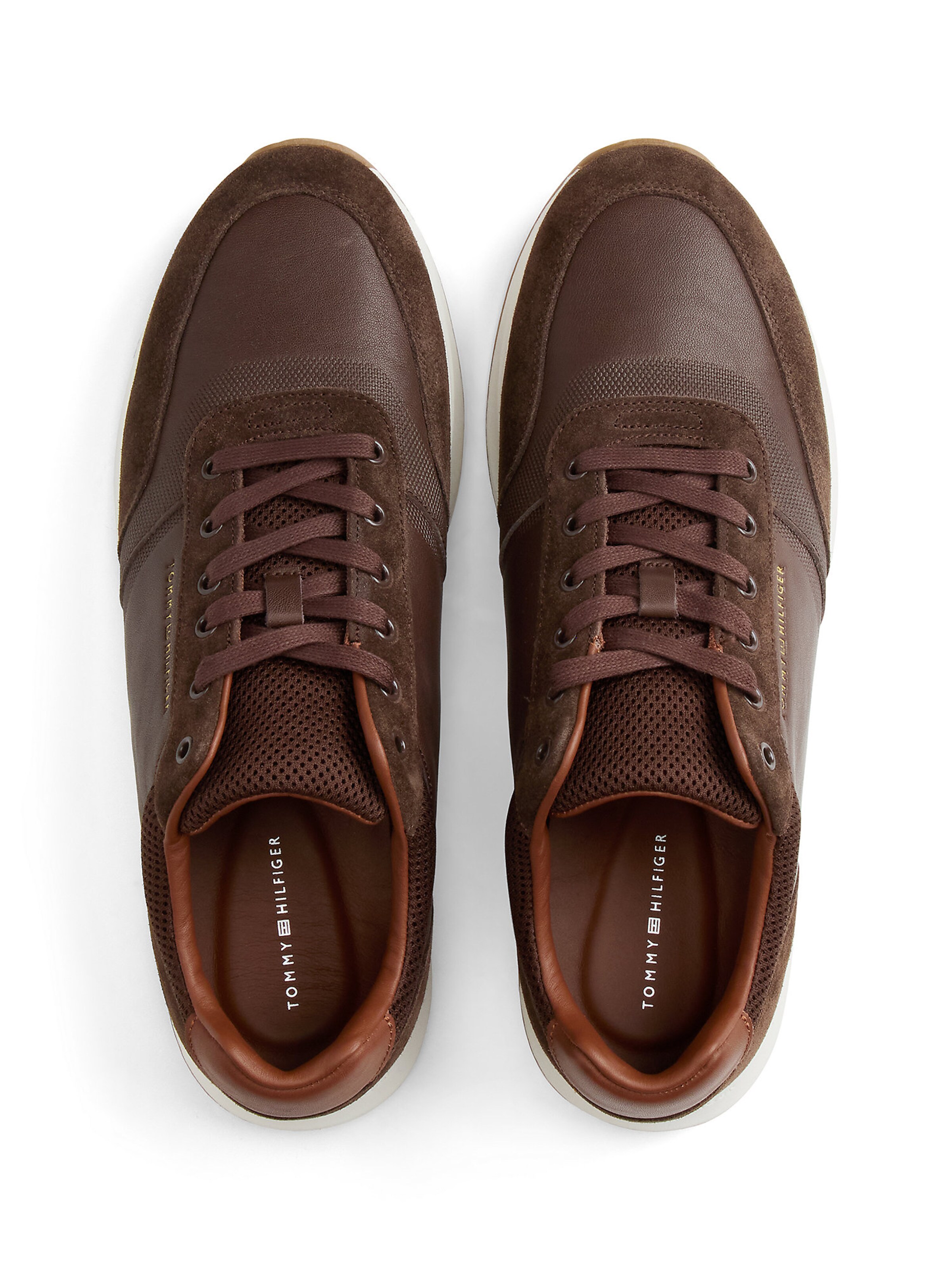 TOMMY HILFIGER Sneaker in Braun
