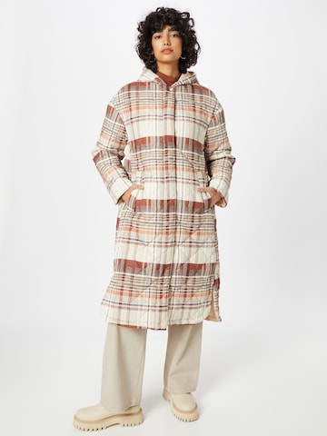 Esmé Studios Between-seasons coat in Mixed colours: front