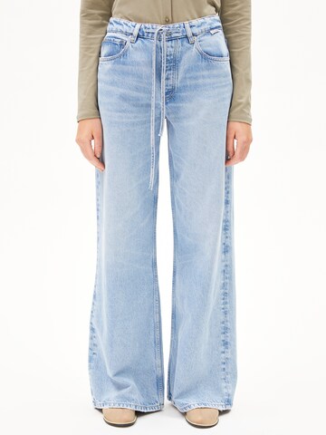 ARMEDANGELS Wide Leg Jeans 'ASTRAEAAS' in Blau: Vorderseite