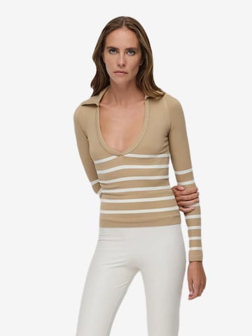 No Matter What Shirt in Beige: voorkant