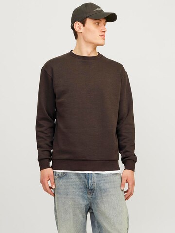 Sweat-shirt 'JJEBradley' JACK & JONES en marron : devant