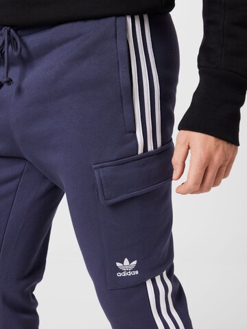 ADIDAS ORIGINALS Zúžený Kalhoty – modrá