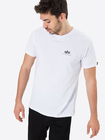 T-Shirt ALPHA INDUSTRIES en blanc : devant