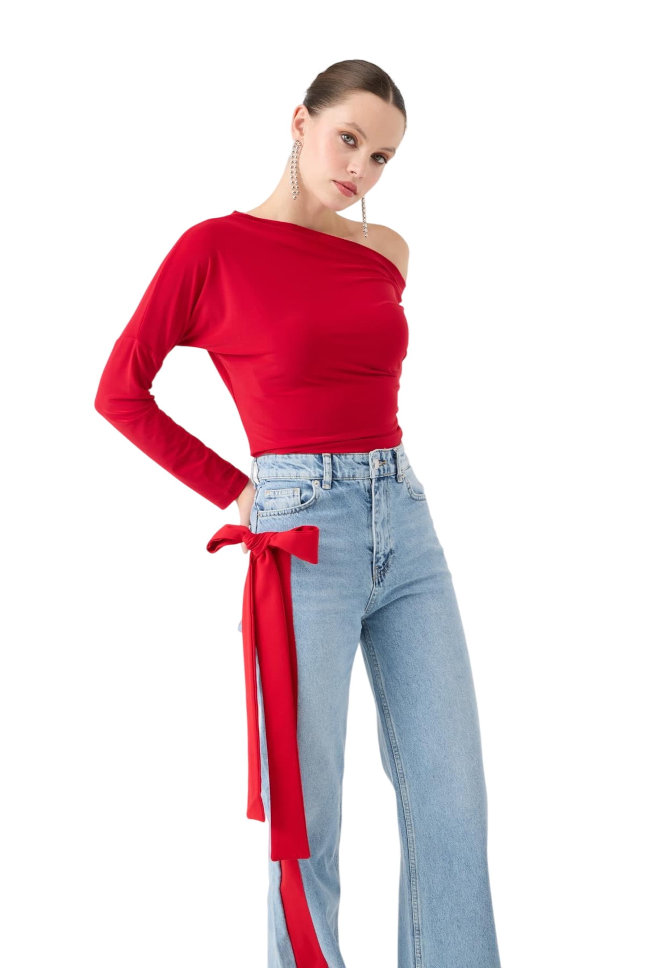 HOLLY LOLLY Blouse in Red
