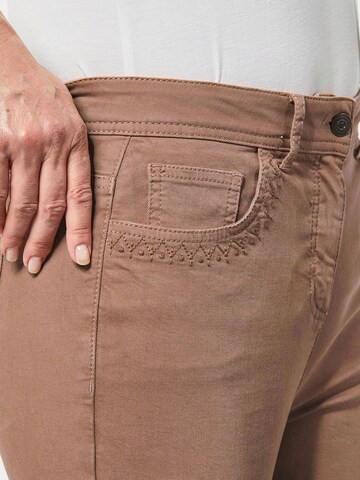 Goldner Regular Trousers in Brown