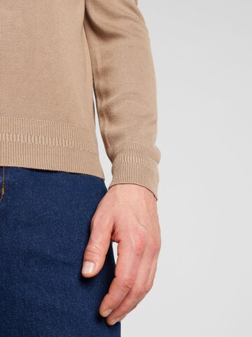 River Island Pullover in Beige