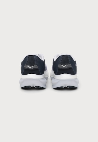 Scarpa da corsa di MIZUNO in grigio