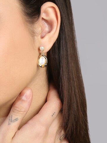MISH Earrings 'Inaaya' in Gold