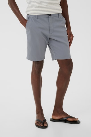 Matinique Regular Short 'Thomas' in Grau: Vorderseite