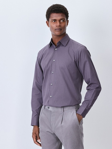 Coupe regular Chemise Next en violet : devant