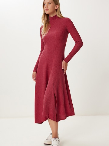 Happiness İstanbul - Vestido en rojo