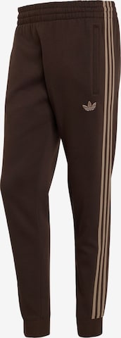 ADIDAS ORIGINALS - Pantalón en marrón: frente