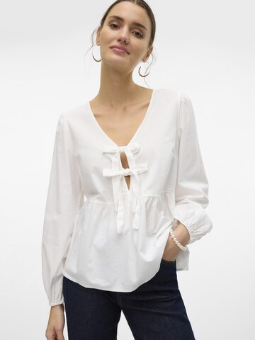 VERO MODA Bluse 'GILI' i hvid