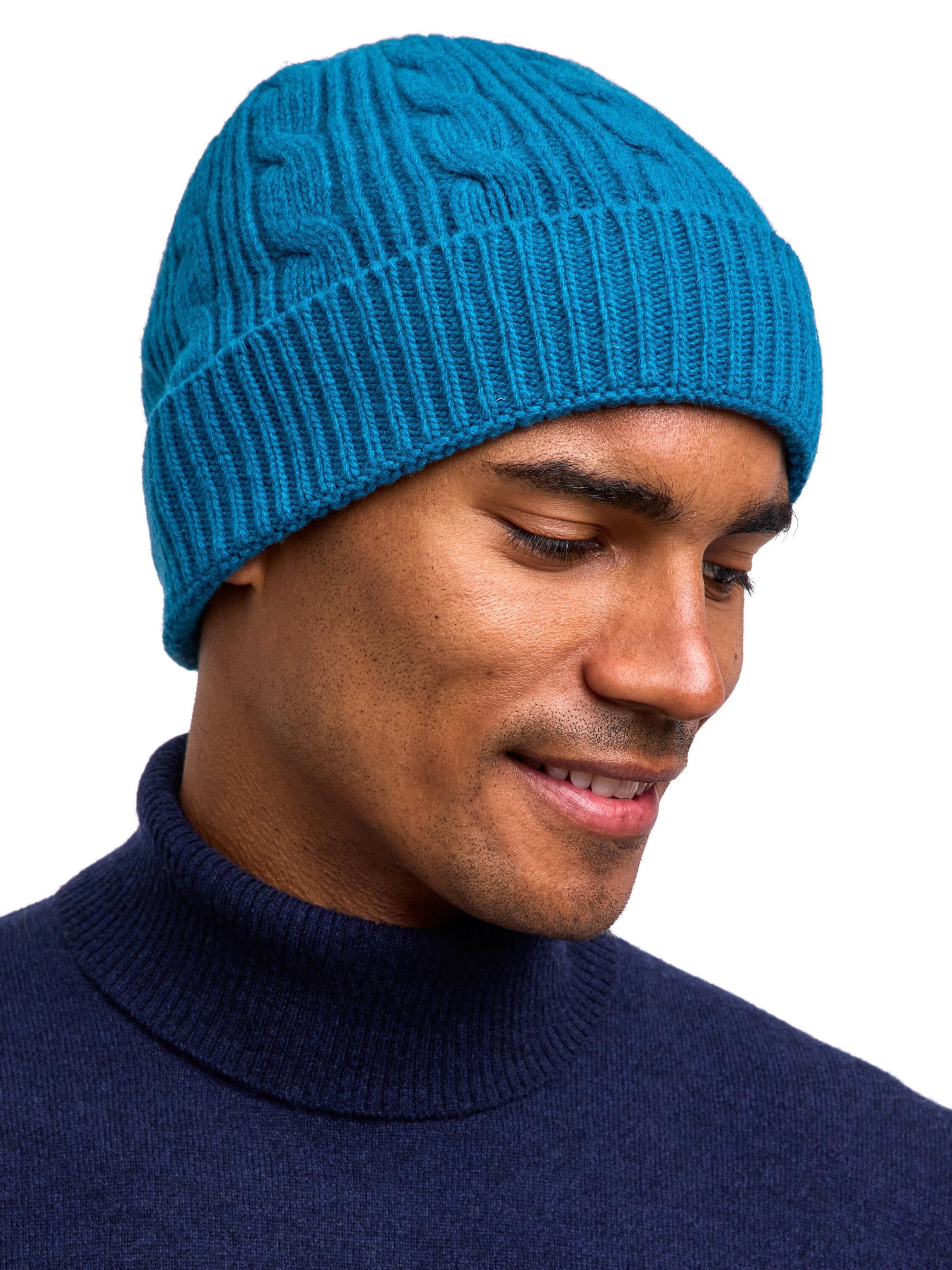 FALKE Beanie in Green: front