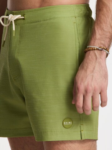 Shorts de bain 'Owen' Shiwi en vert