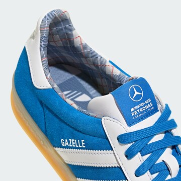 ADIDAS ORIGINALS - Zapatillas deportivas bajas 'Gazelle Mercedes AMG Petronas F1 Team' en azul