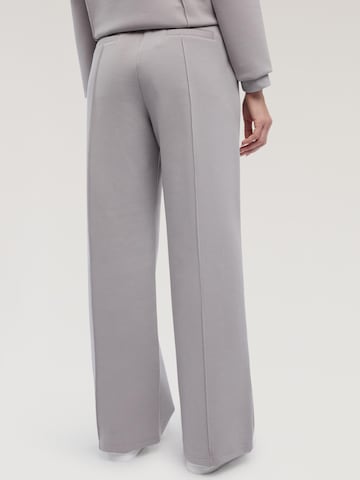 Trussardi Wide leg Broek in Grijs