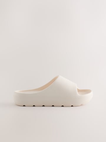 Next Szandálok - fehér